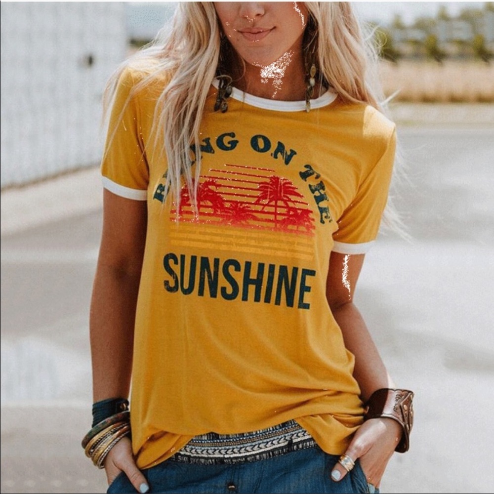 Graphic tee - Picture 2 of 5